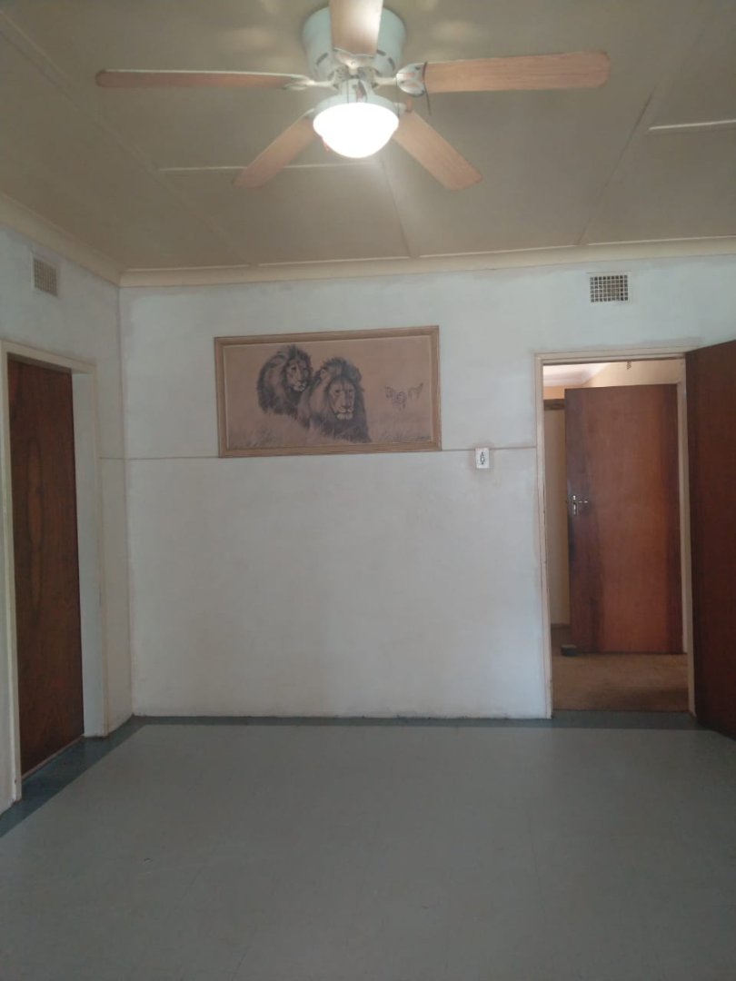 4 Bedroom Property for Sale in Leeudoringstad North West